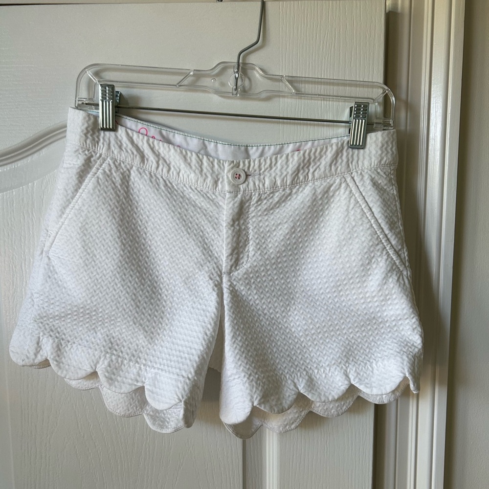 Lilly Pulitzer White Buttercup Shorts